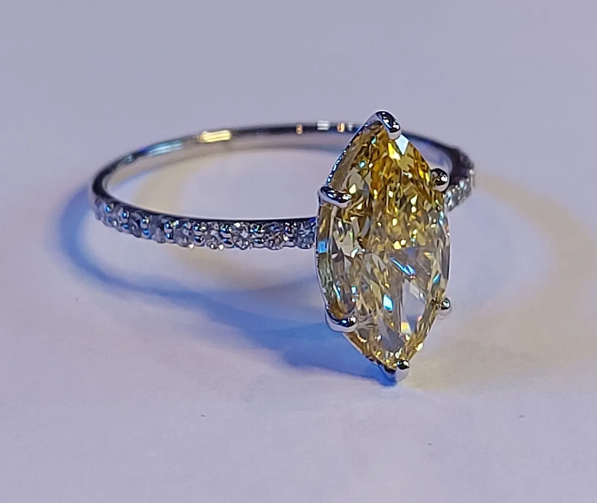 14k Gold ring with 2.29 ct Lab-Grown Diamond IGI - Image 3