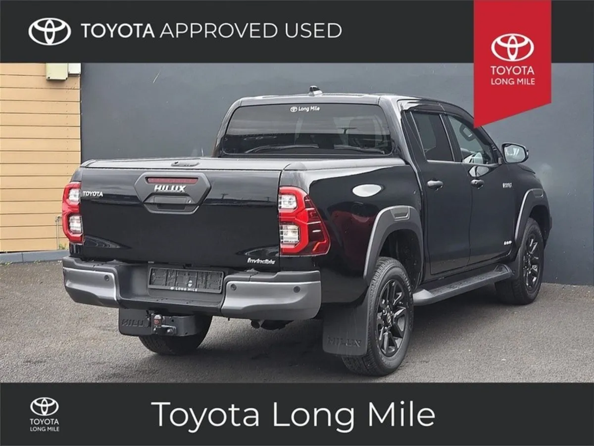 Toyota Hilux 2.8 Invincible Auto Fully Loaded (DIS - Image 2