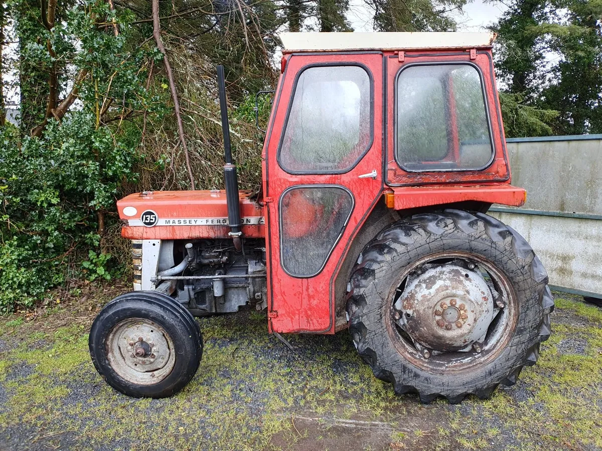 MF 135 - Image 1