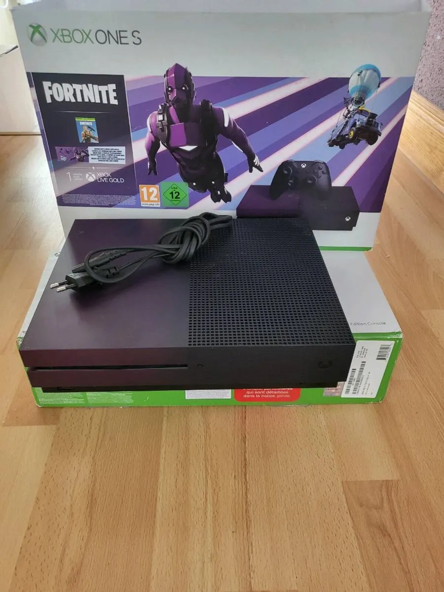 Xbox One S 1TB Fortnite Limited Edition - Image 2