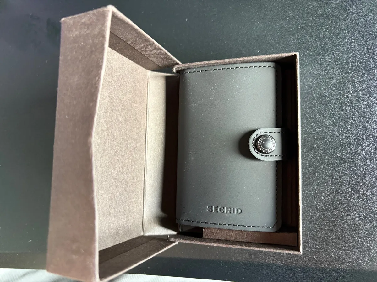 SECRID The Sustainable Edit Matte Mini Wallet - Image 1
