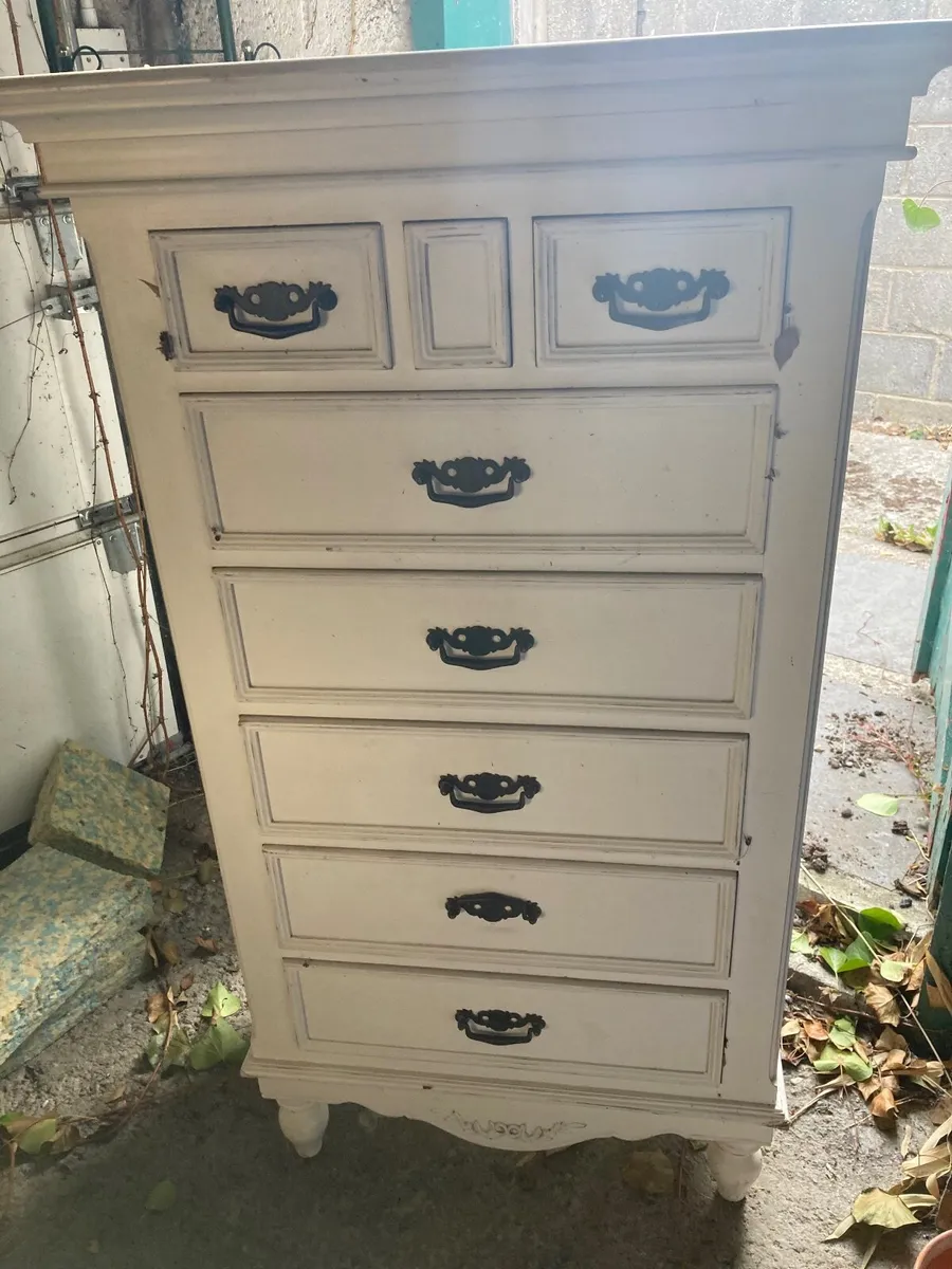 White Chest of Drawers