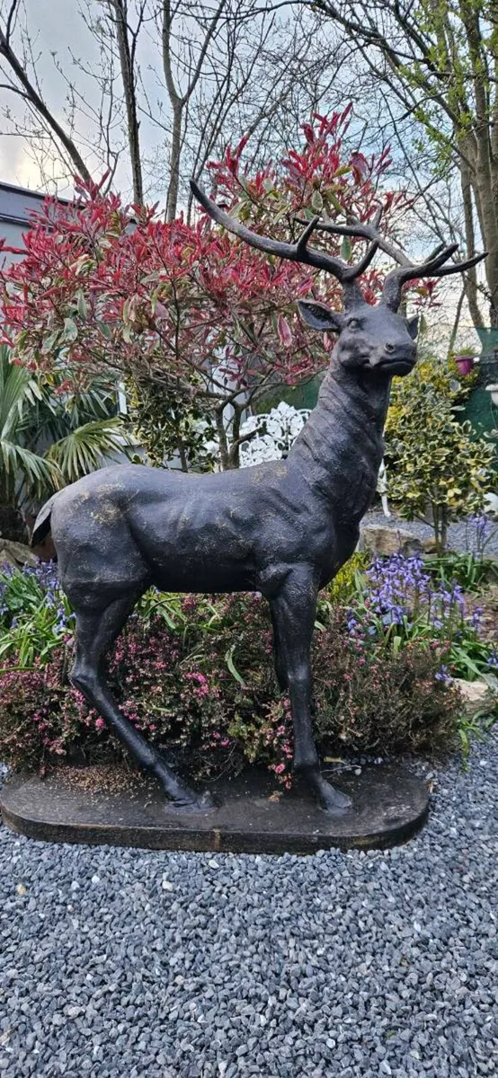 HEAVY CAST IRON DEERS - Image 3