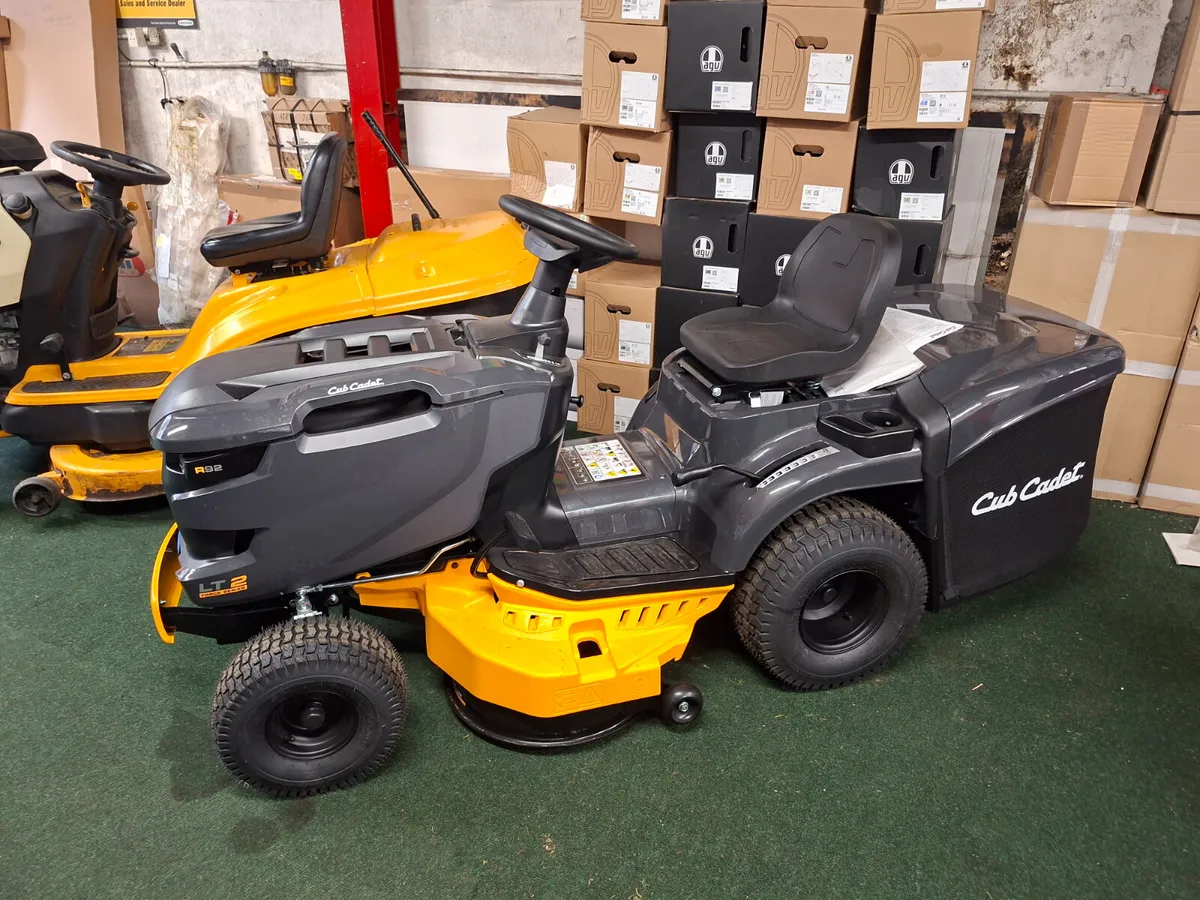 Cub Cadet Lawnmowers - Image 2
