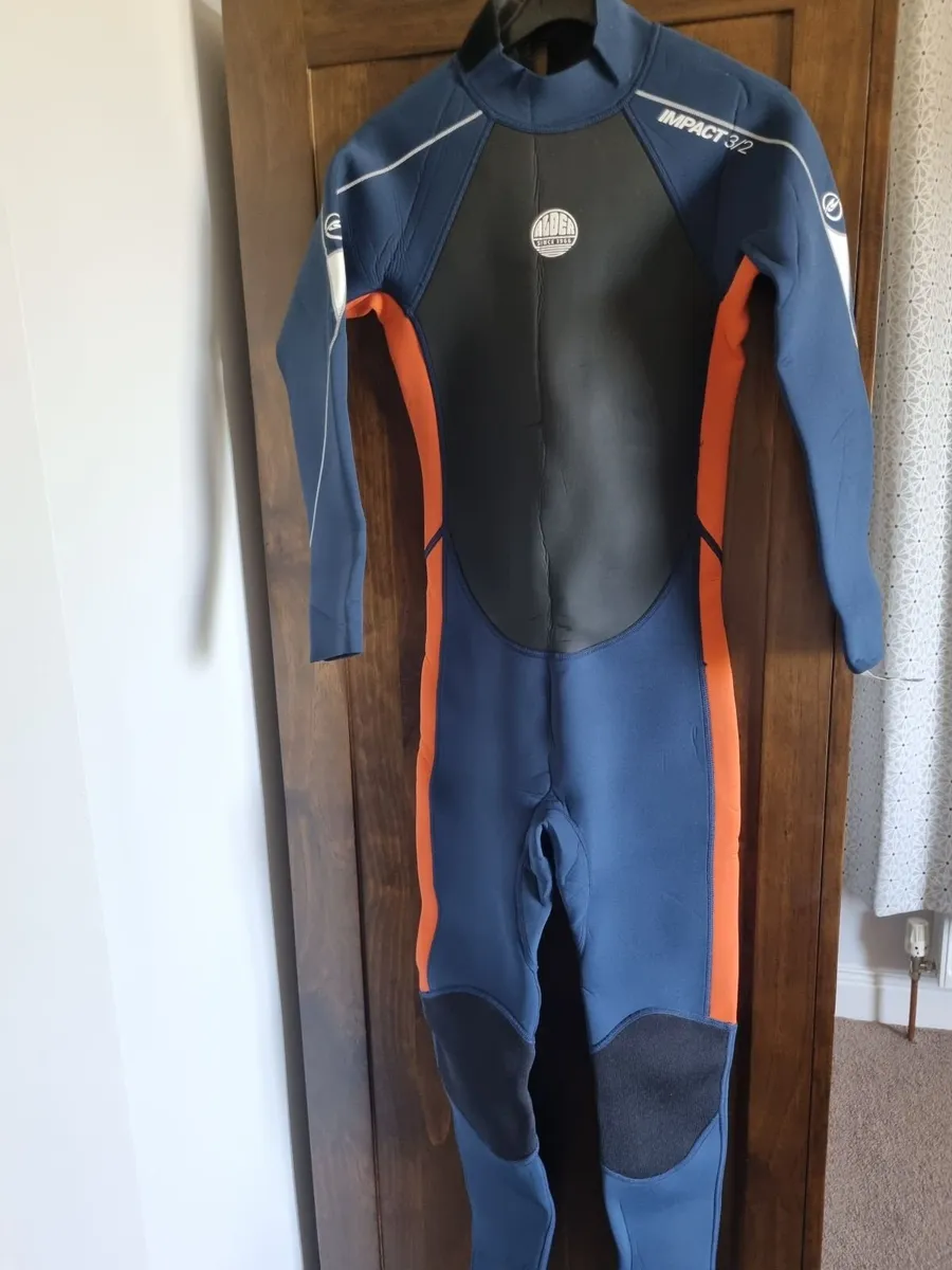 Alder Wet suits - Image 1