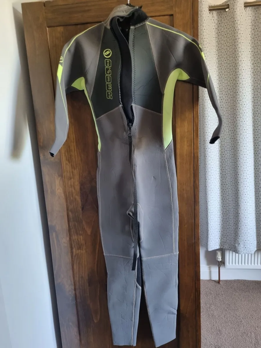 Alder Wet suits - Image 3