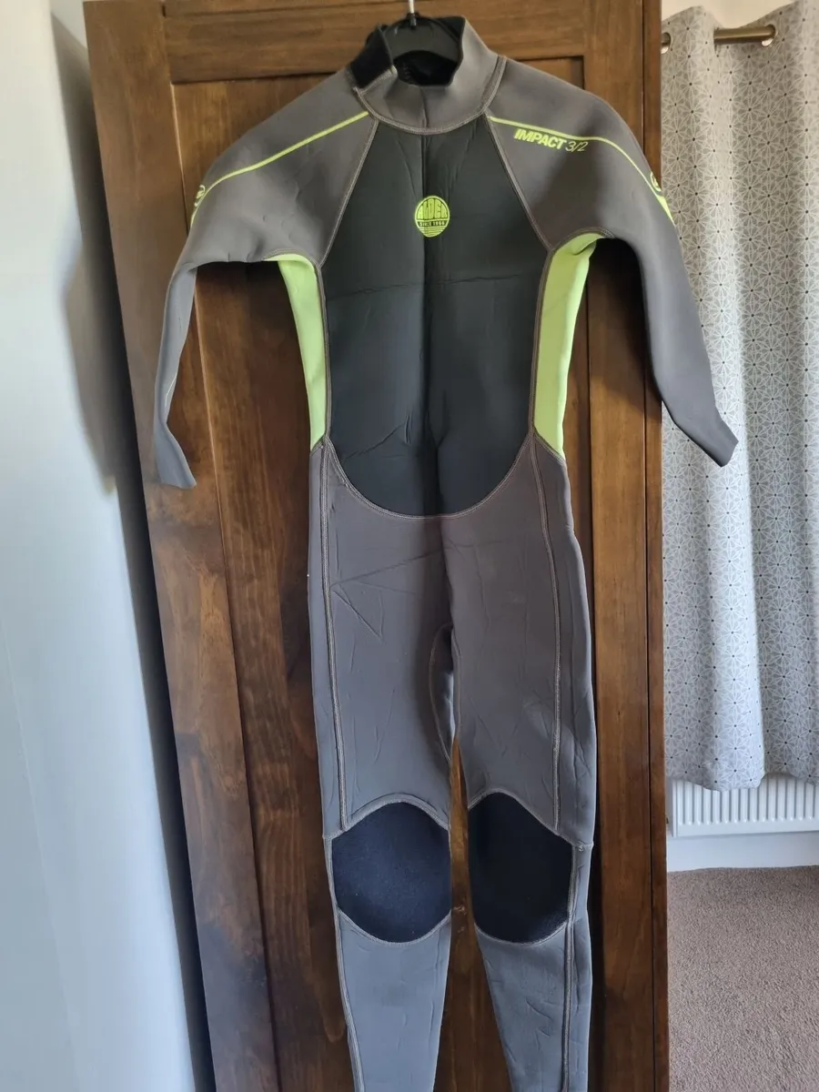 Alder Wet suits - Image 2