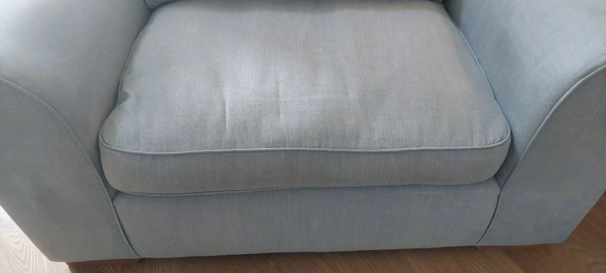 Wide armchair/loveseat - Image 3