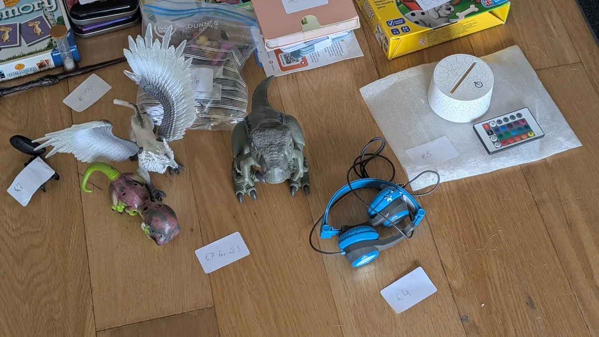 Art, toys, games - All for €75.00 - Image 1