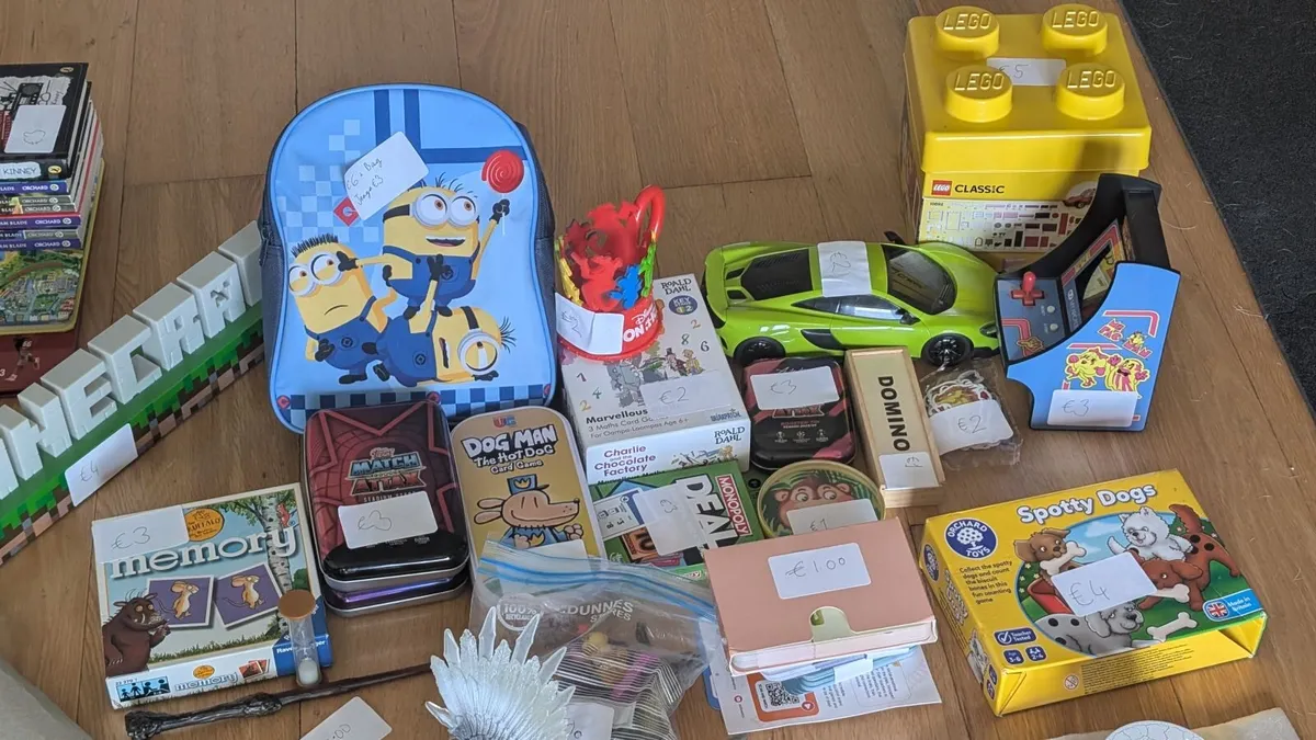 Art, toys, games - All for €75.00 - Image 2