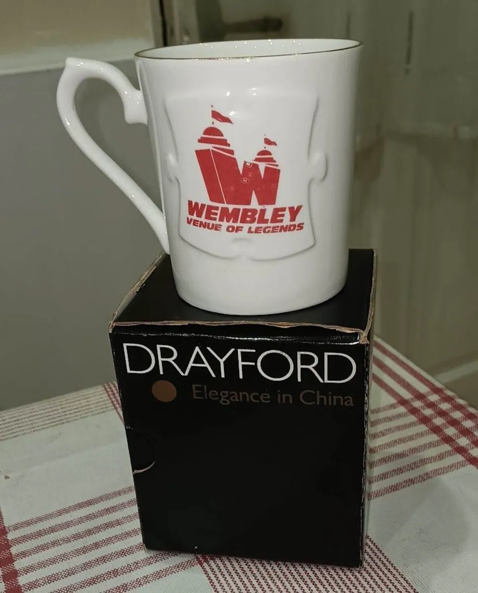 Vintage Souvenir Wembley Stadium Mug - Image 1