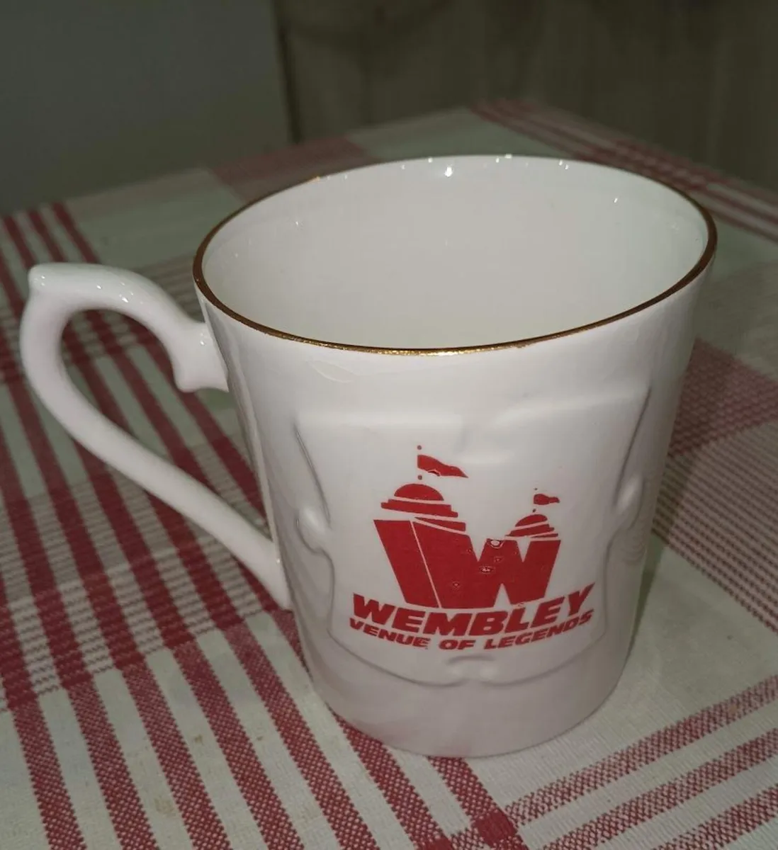 Vintage Souvenir Wembley Stadium Mug - Image 3