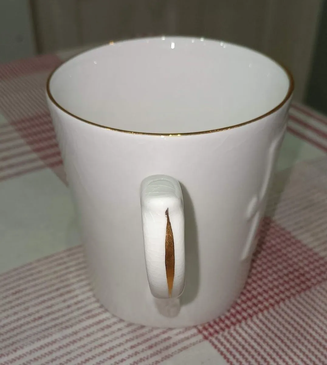 Vintage Souvenir Wembley Stadium Mug - Image 4