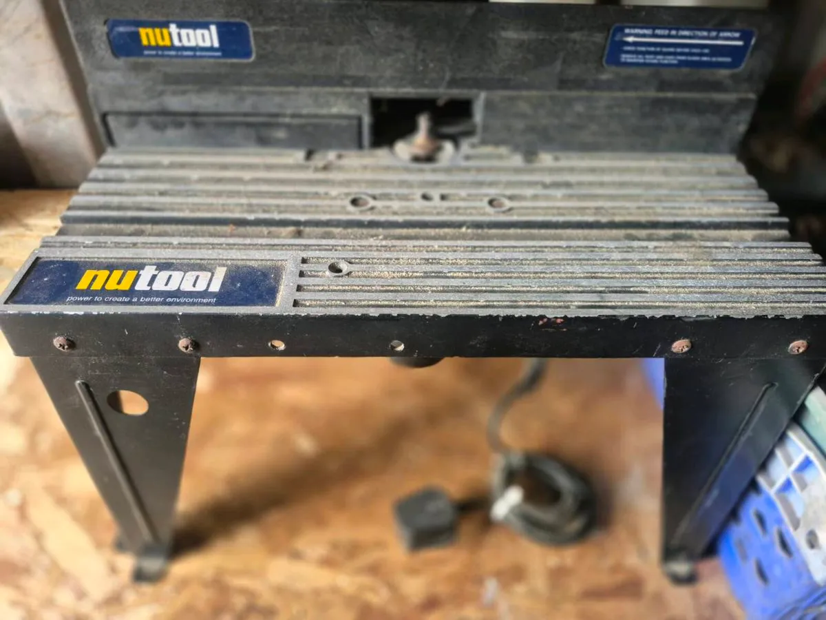 Bench top cast iron router - Image 2