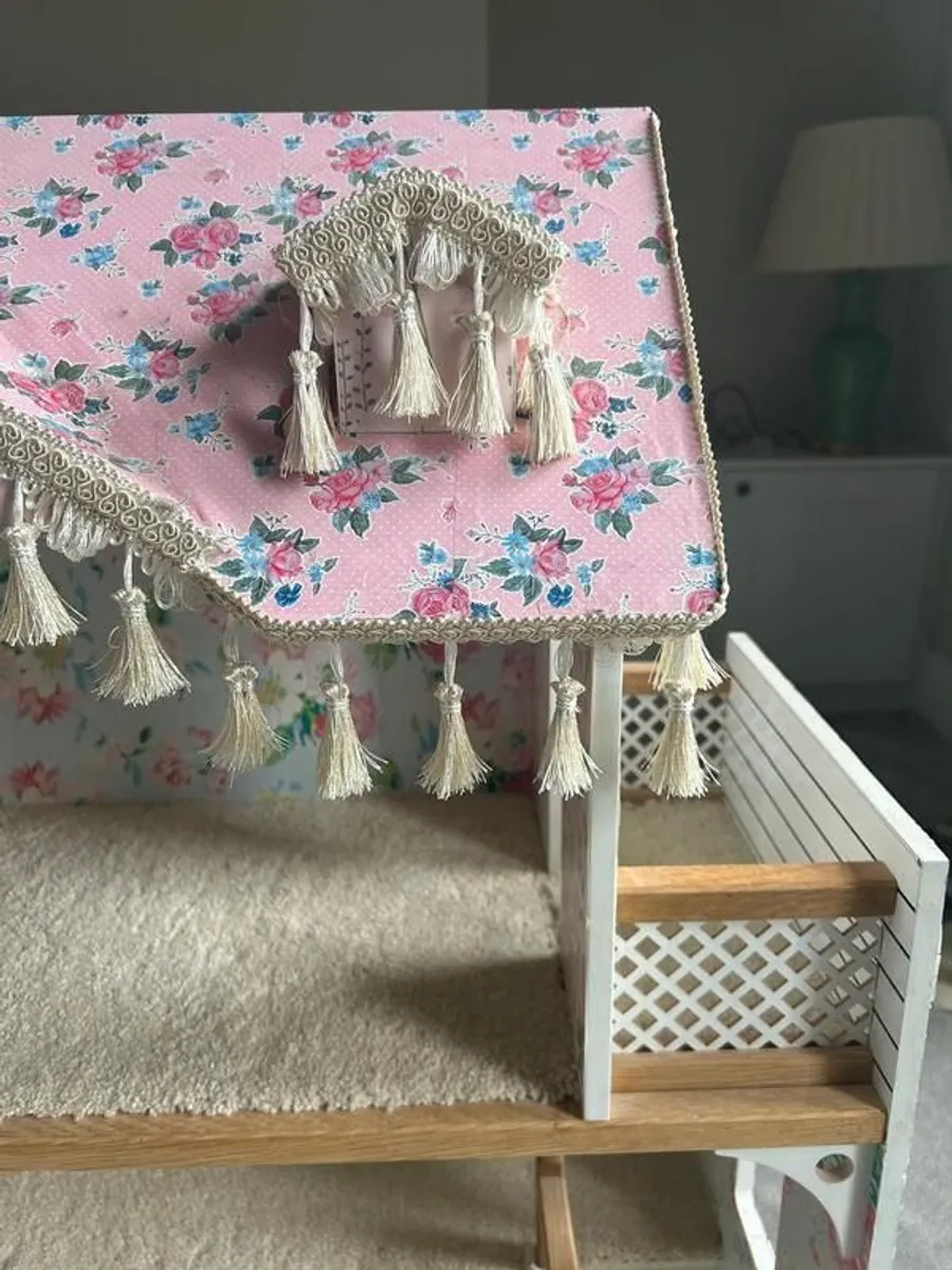 Giant Luxury Wooden Doll's House - Image 4