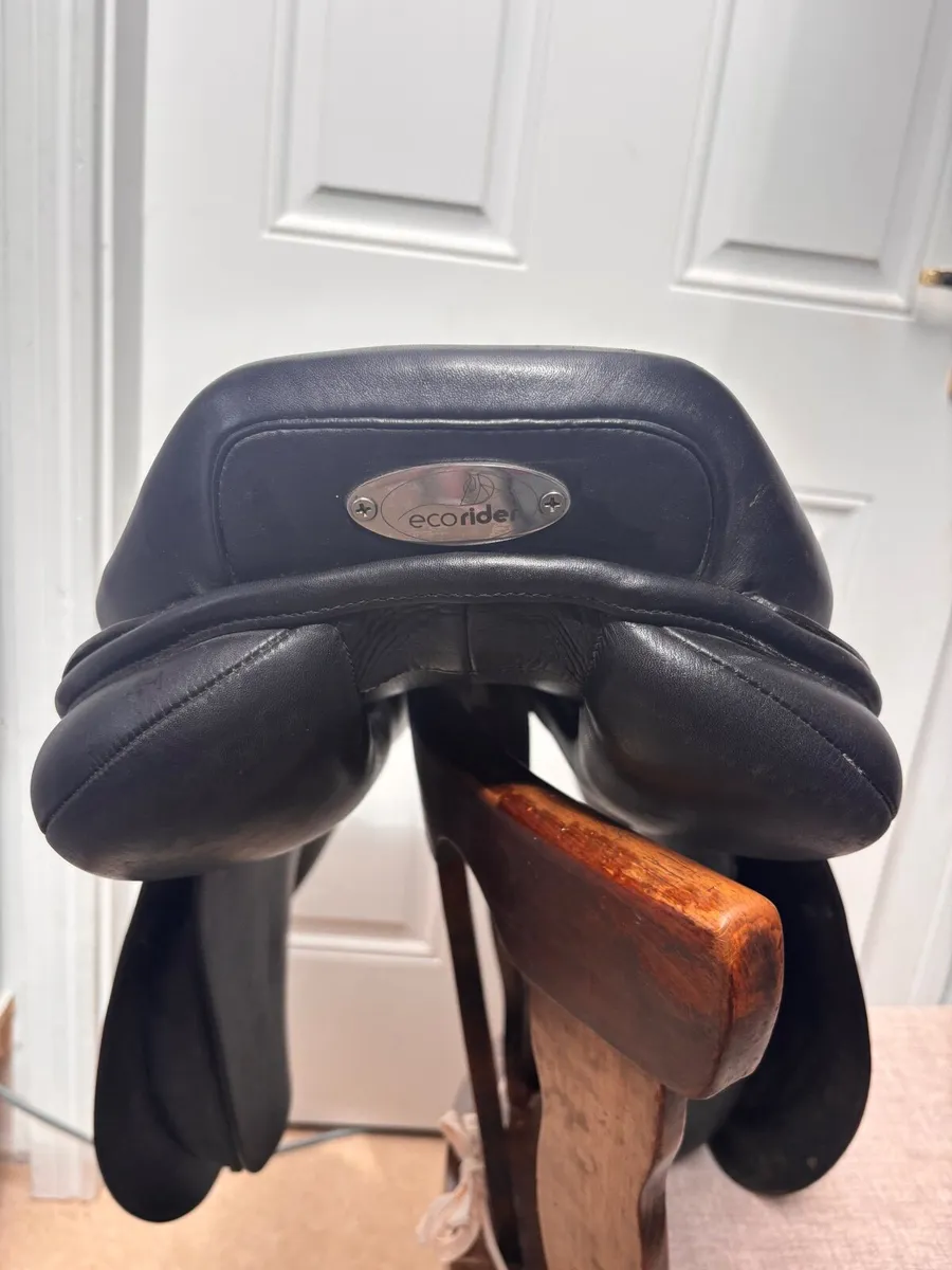 2 saddles for sale - Image 3