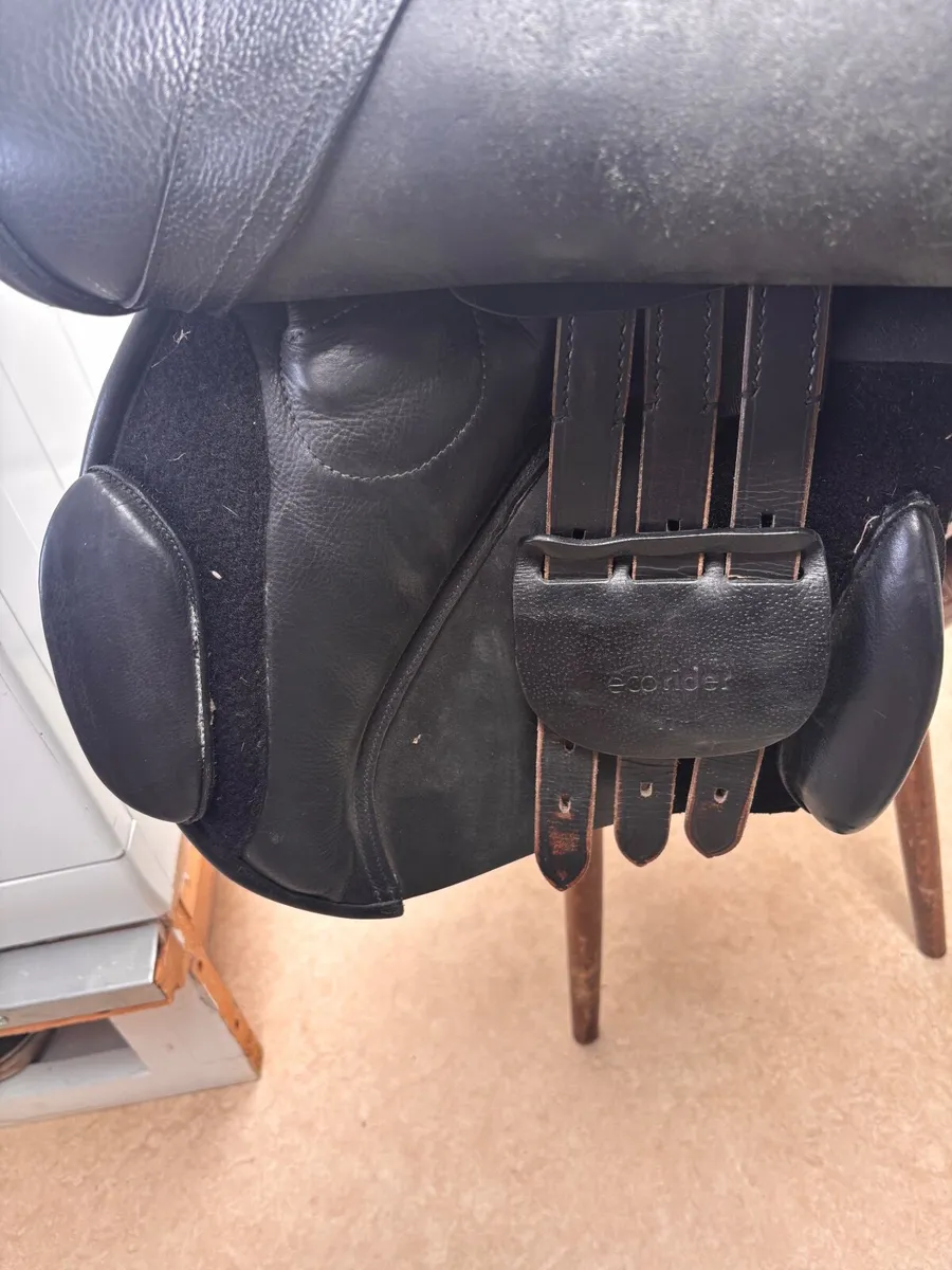 2 saddles for sale - Image 4