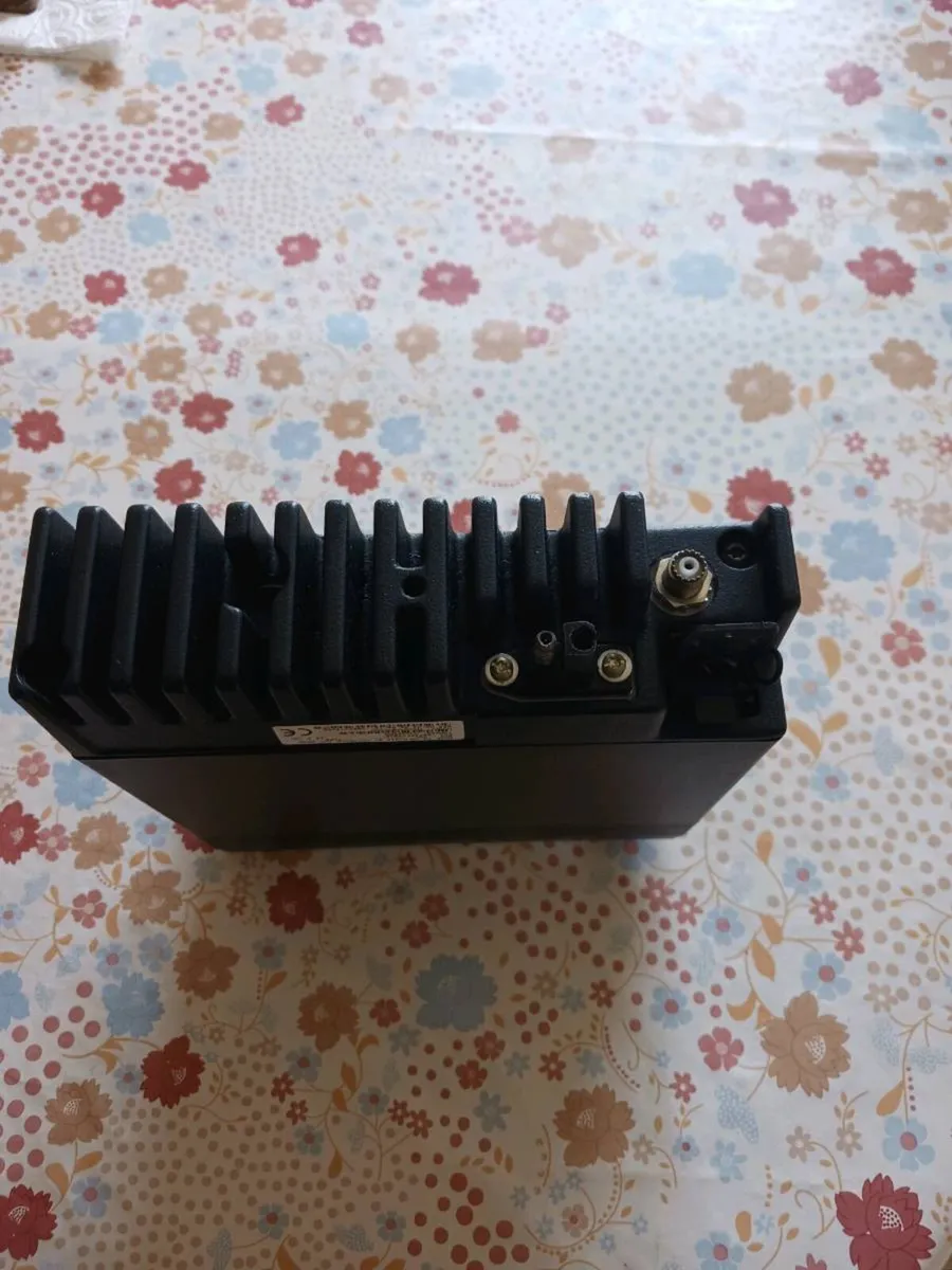Two way radios  new an used - Image 1