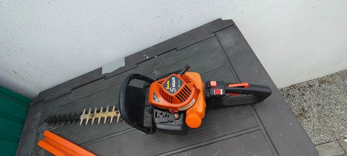 Hedge trimmer