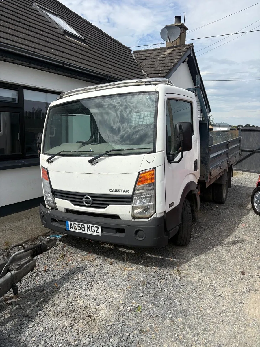 Nissan cabstar tipper - Image 1