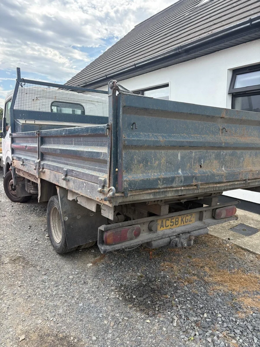 Nissan cabstar tipper - Image 2