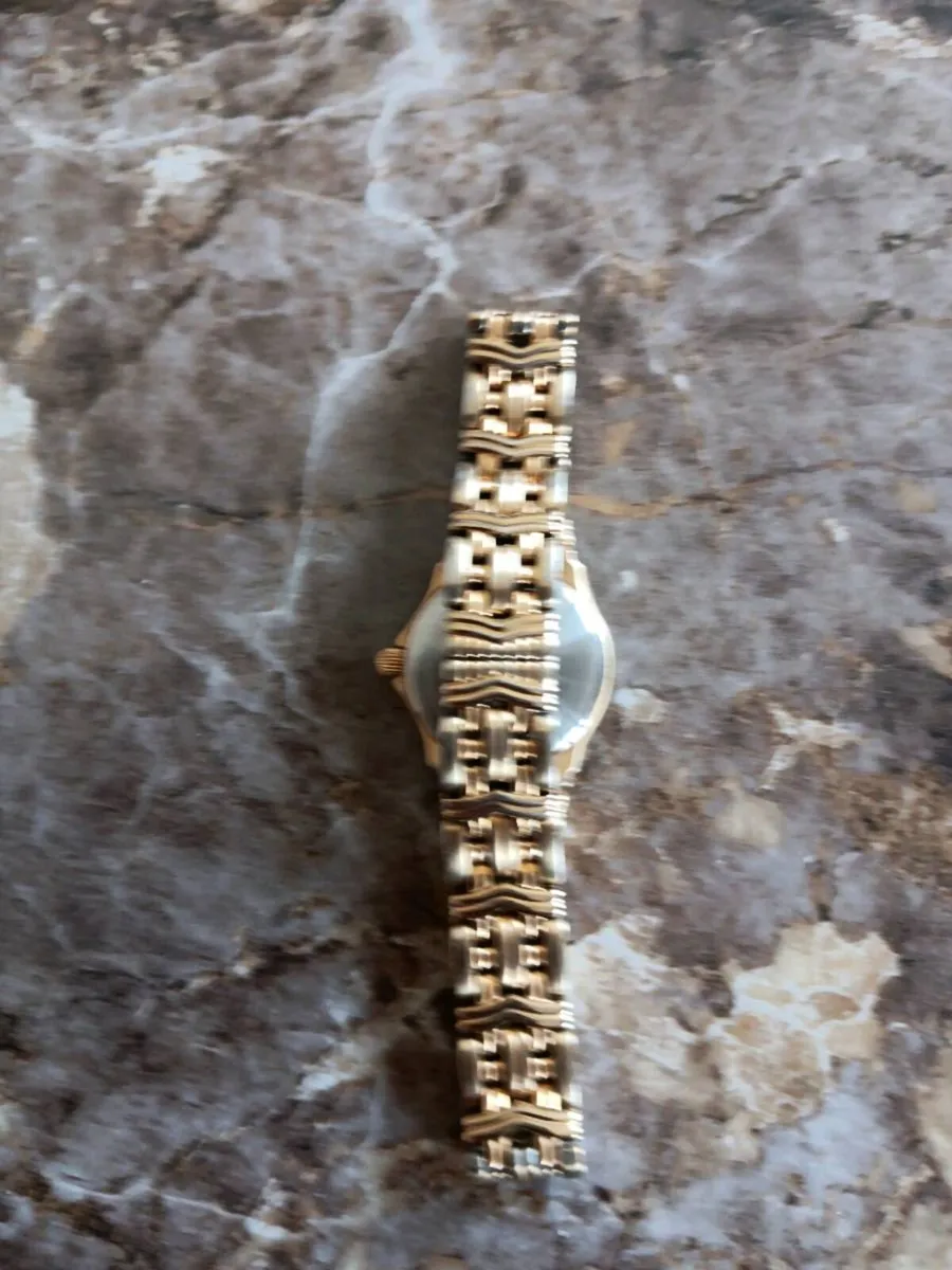 Ladies gold plated watch - Image 4