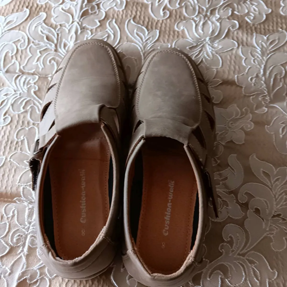 Mens leather sandals