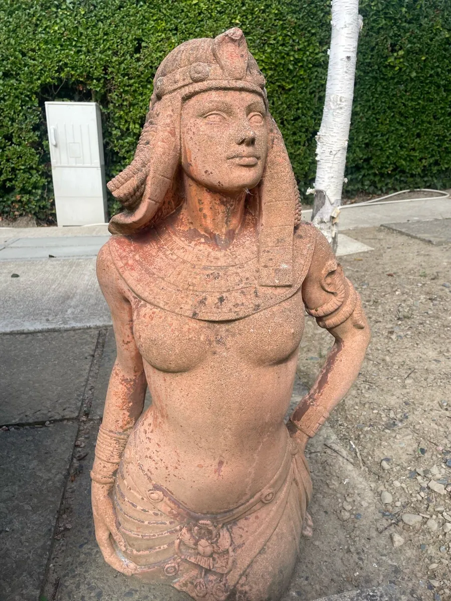 Garden statue - Image 3