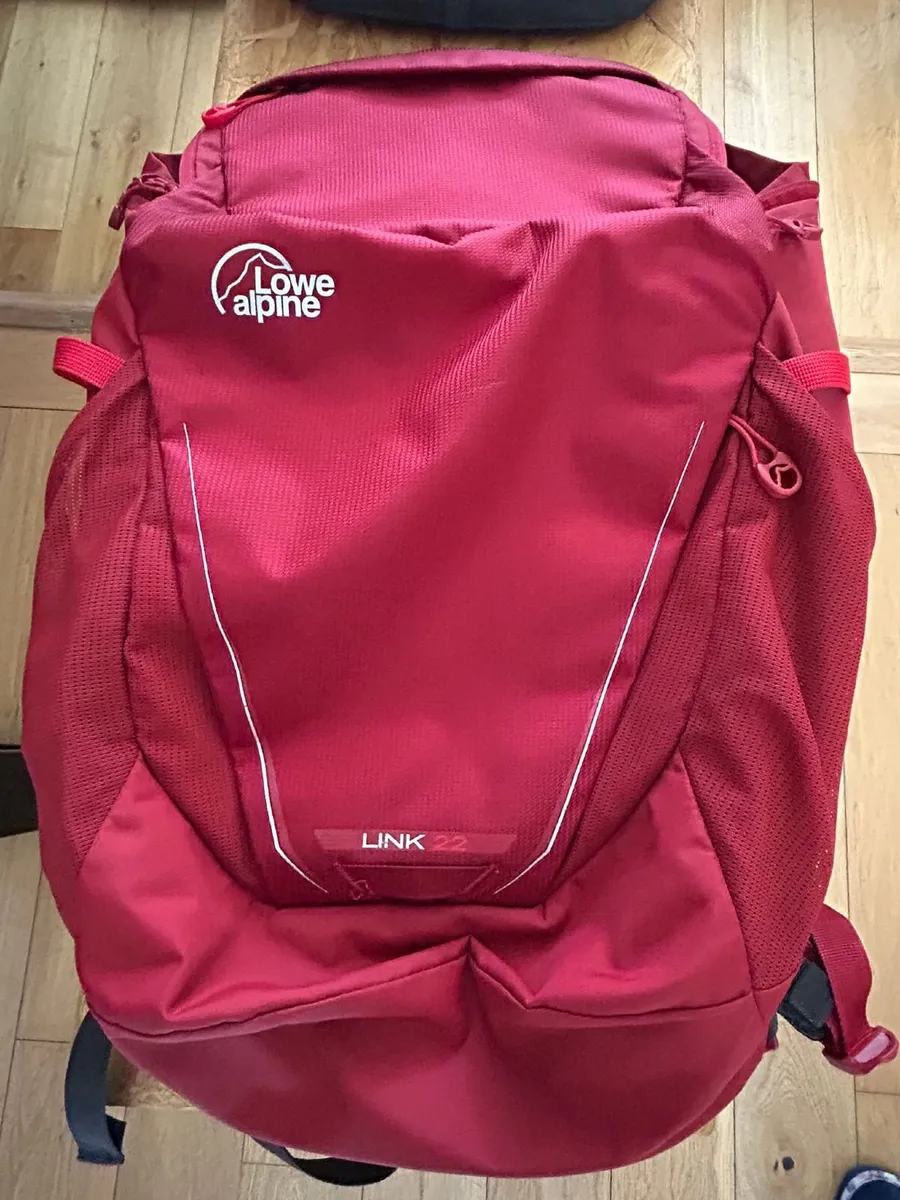 LowAlpine 22L backpack