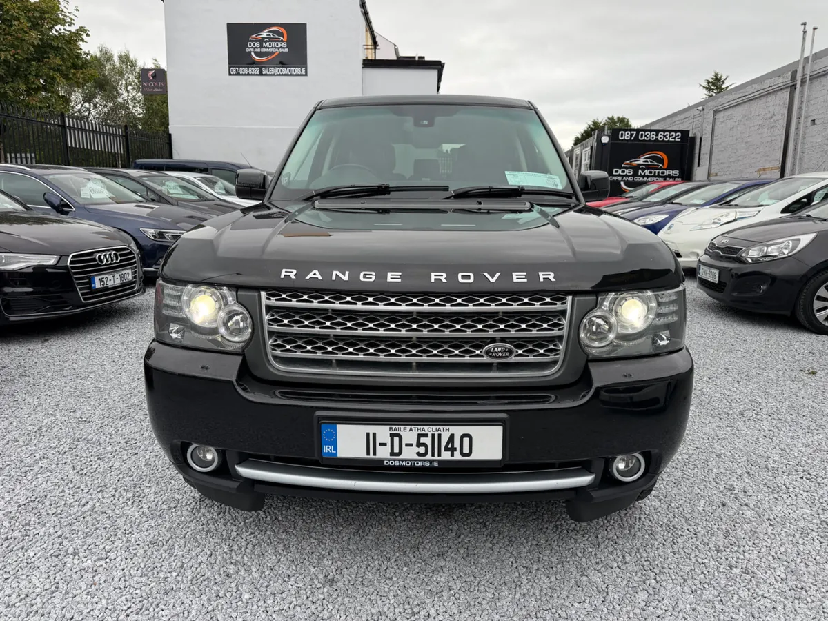 CREWCAB* 2011 Range Rover Vogue 4.4 TDV8 SE - Image 2