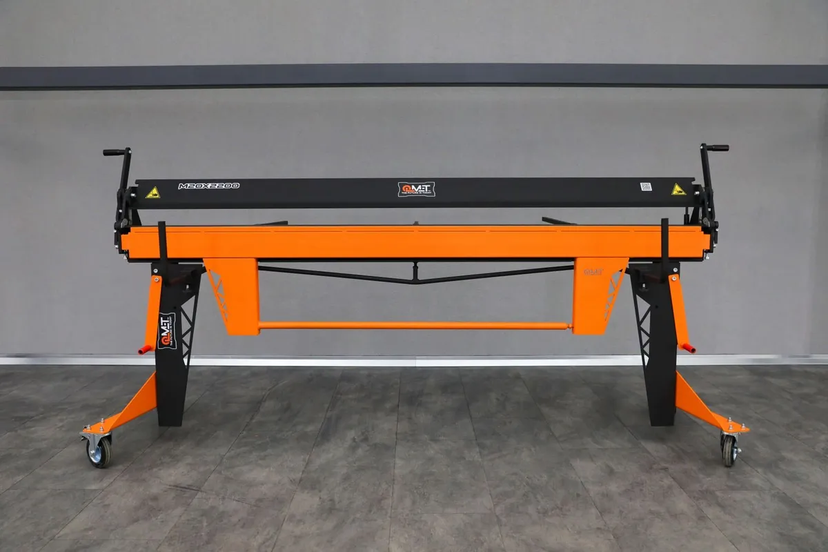 Sheet metal folders M20x2200 with rollershears - Image 1