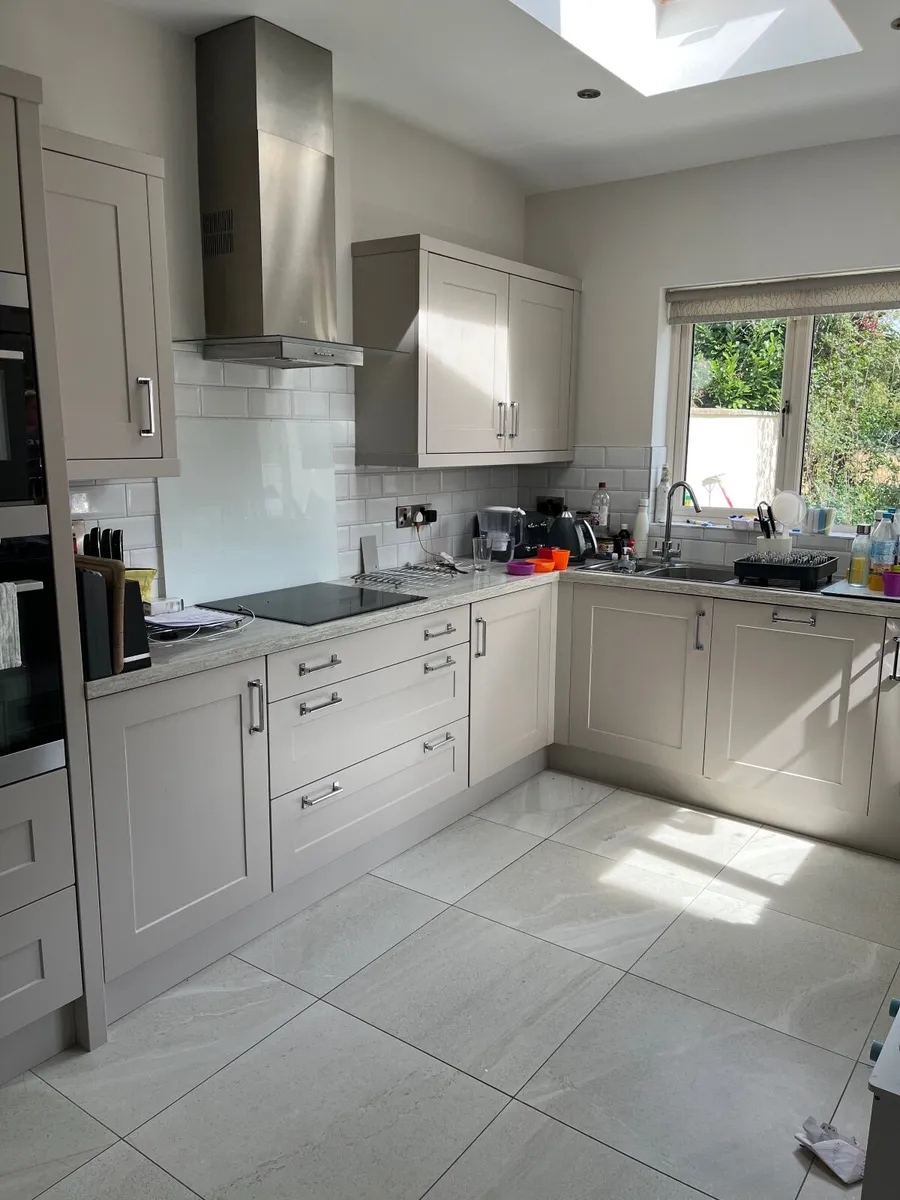 Kitchen - Image 2