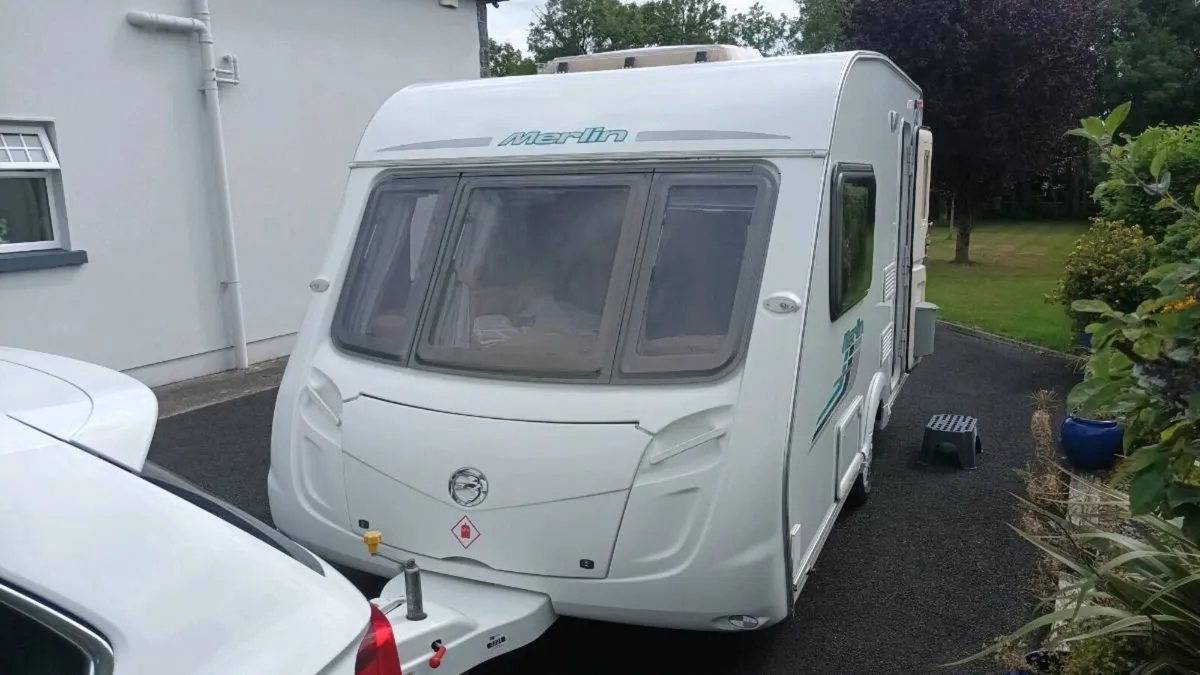 Caravan - Image 1