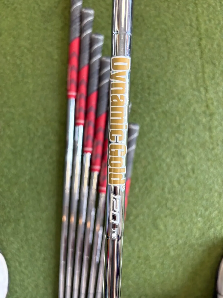 Titleist T Series Irons 4-GW - Image 1