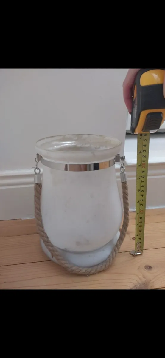 2 glass lanterns - Image 1