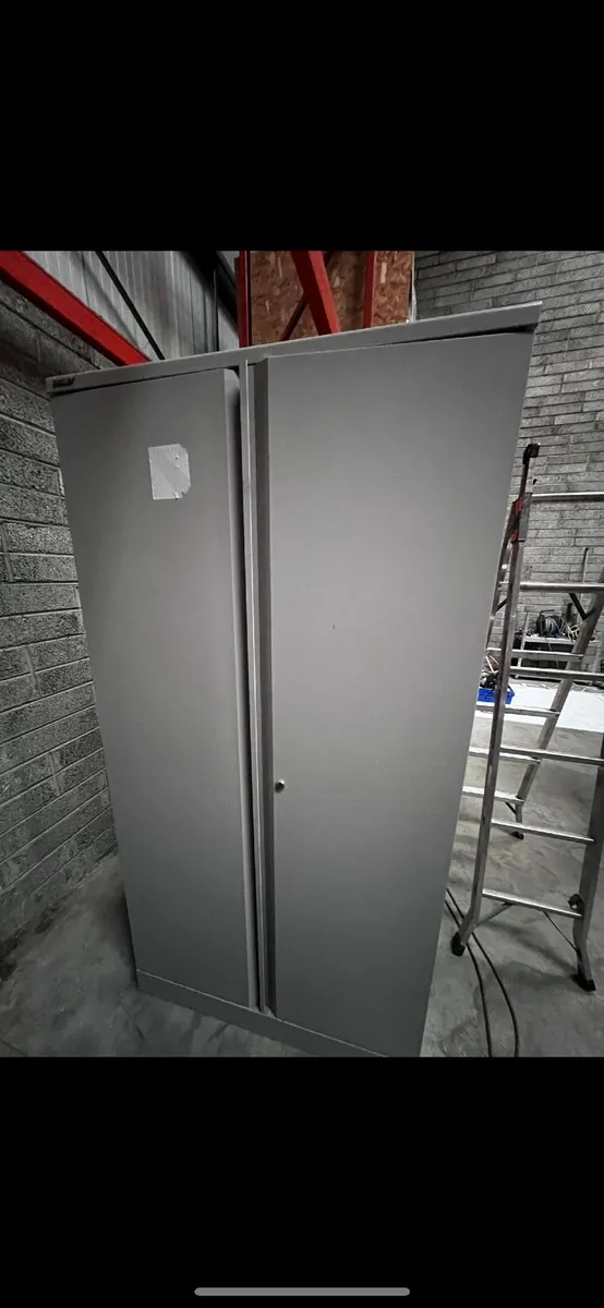 Metal Cabinet - Image 2