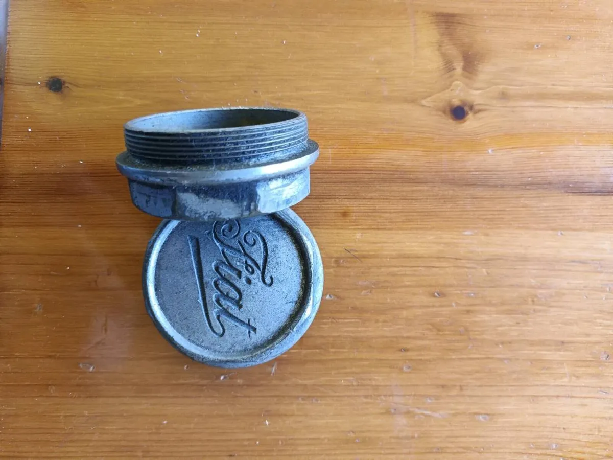 Vintage Fiat Hubcaps - Image 1