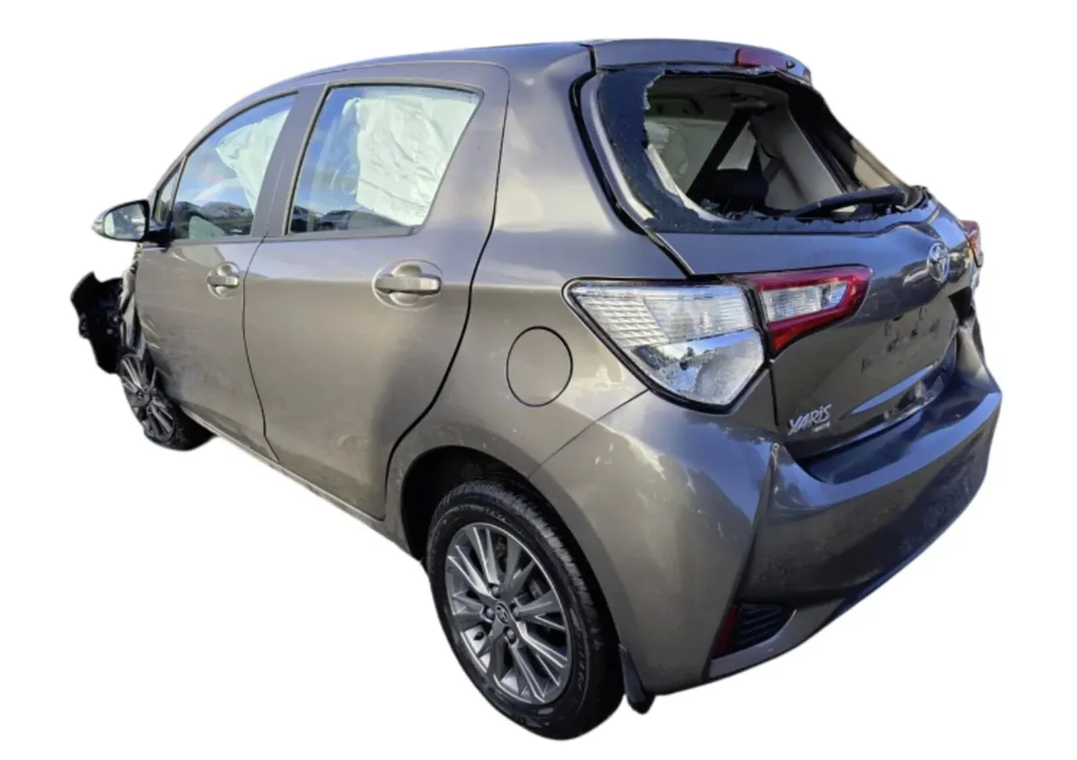 2011-2020 MK3 Toyota Yaris For Breaking - Image 4