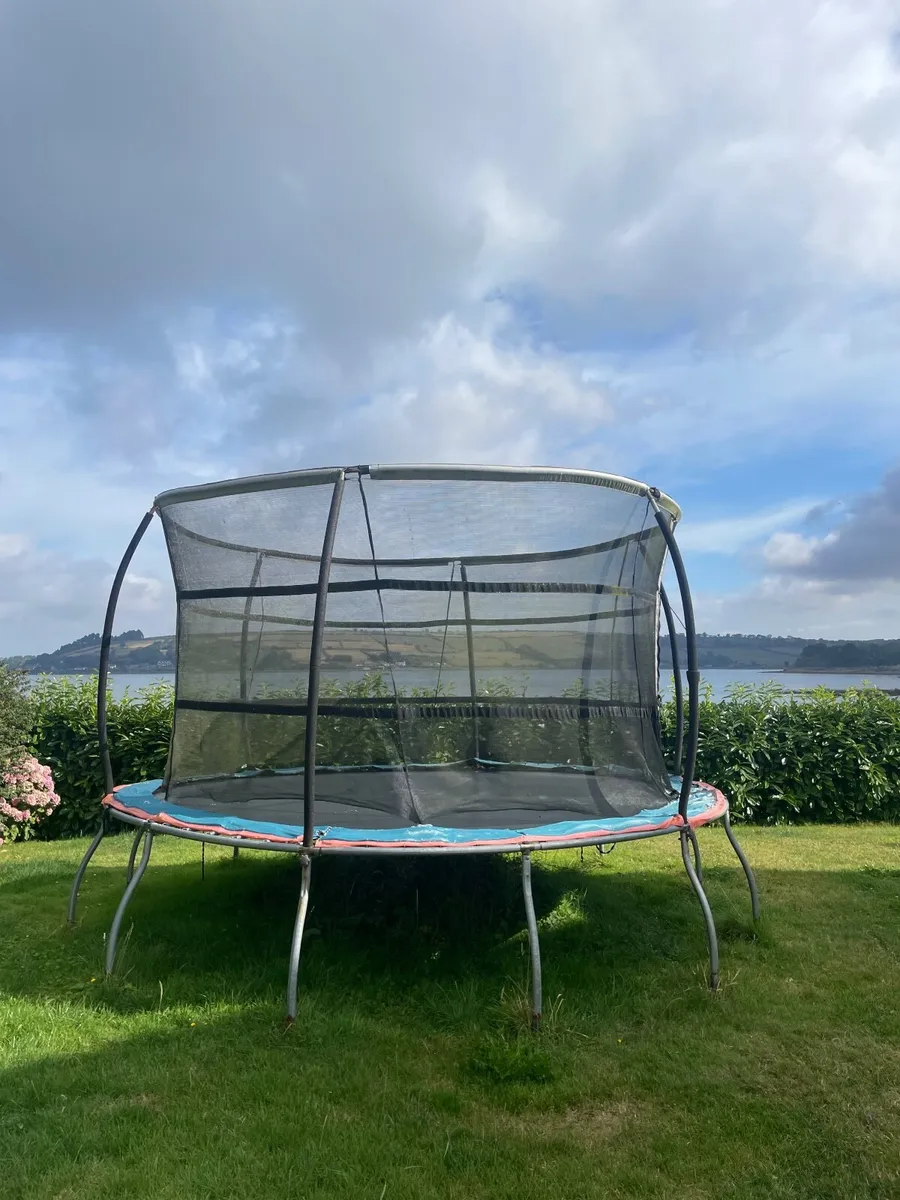 Free to takeaway! 14ft Trampoline - Image 1