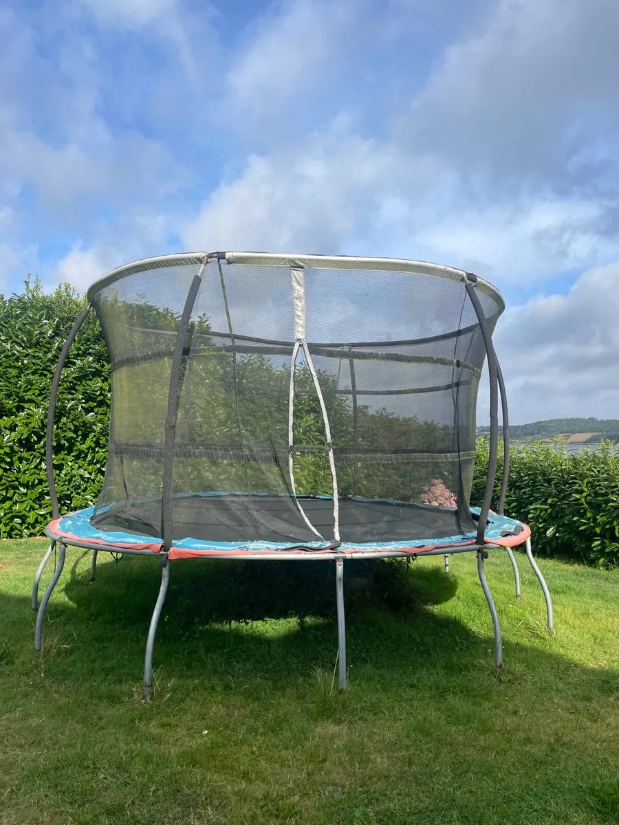Free to takeaway! 14ft Trampoline - Image 2