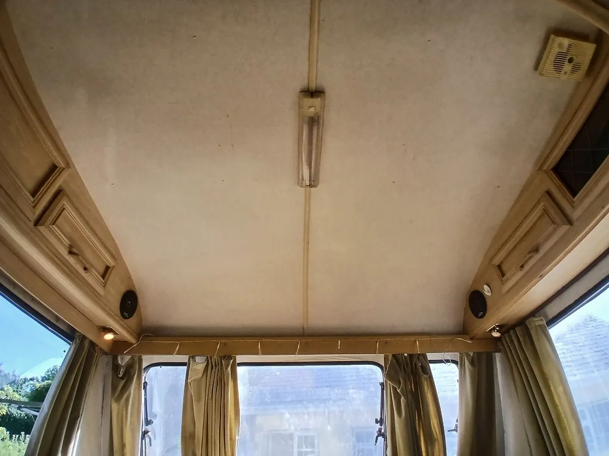 Caravans - Image 3