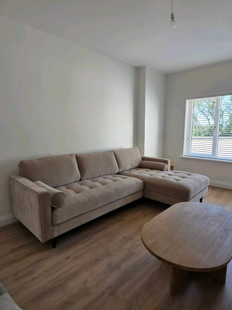 Corner Sofa - Image 1