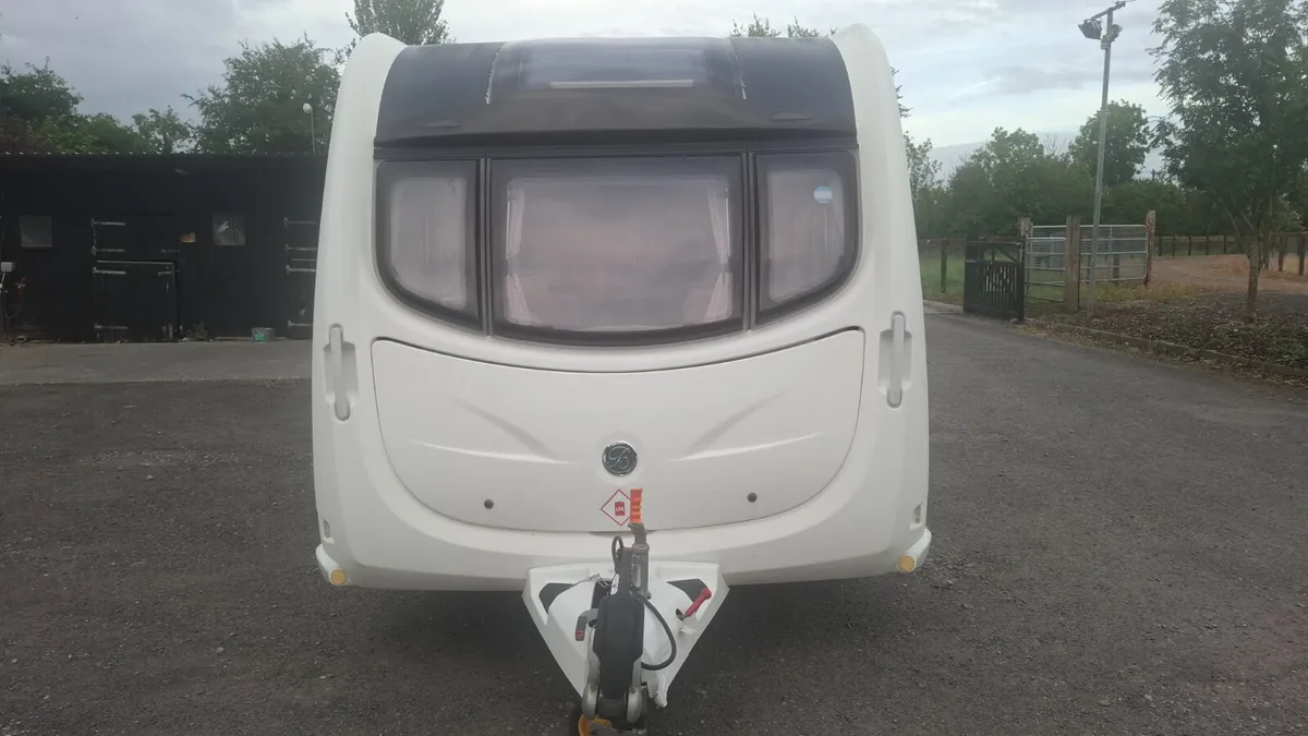 Bessacarr Cameo 495 Caravan - Image 2