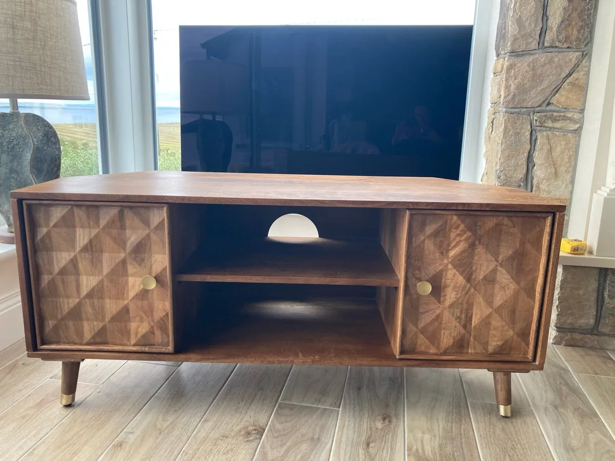 Tv stand corner unit - Image 1