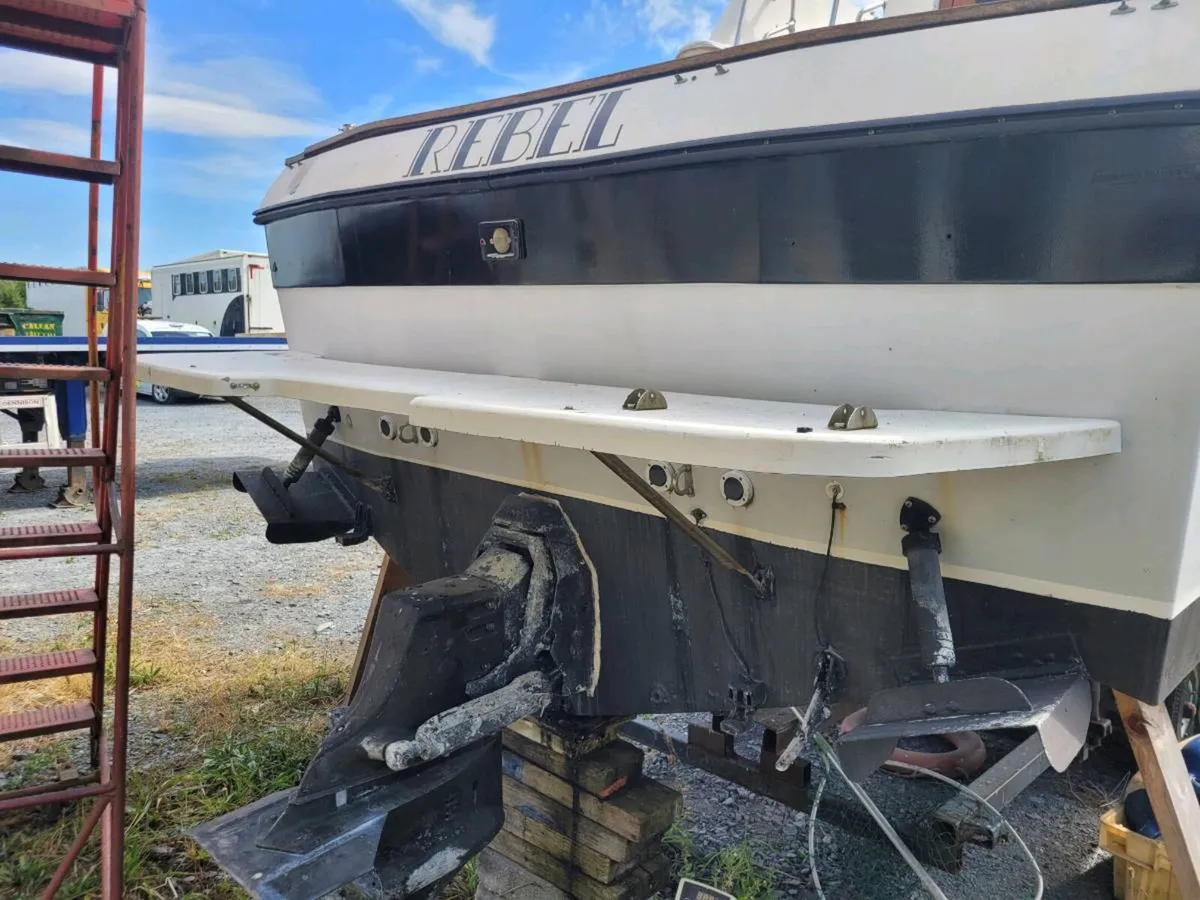 Bayliner 2556 - Image 3