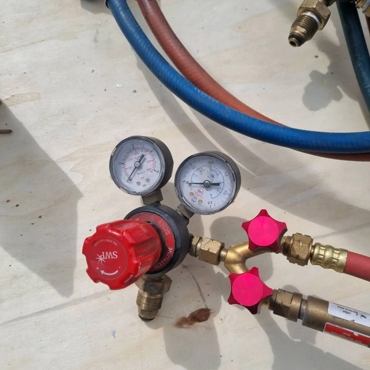 Oxy Acetylene Welding & Cutting Set - Image 3