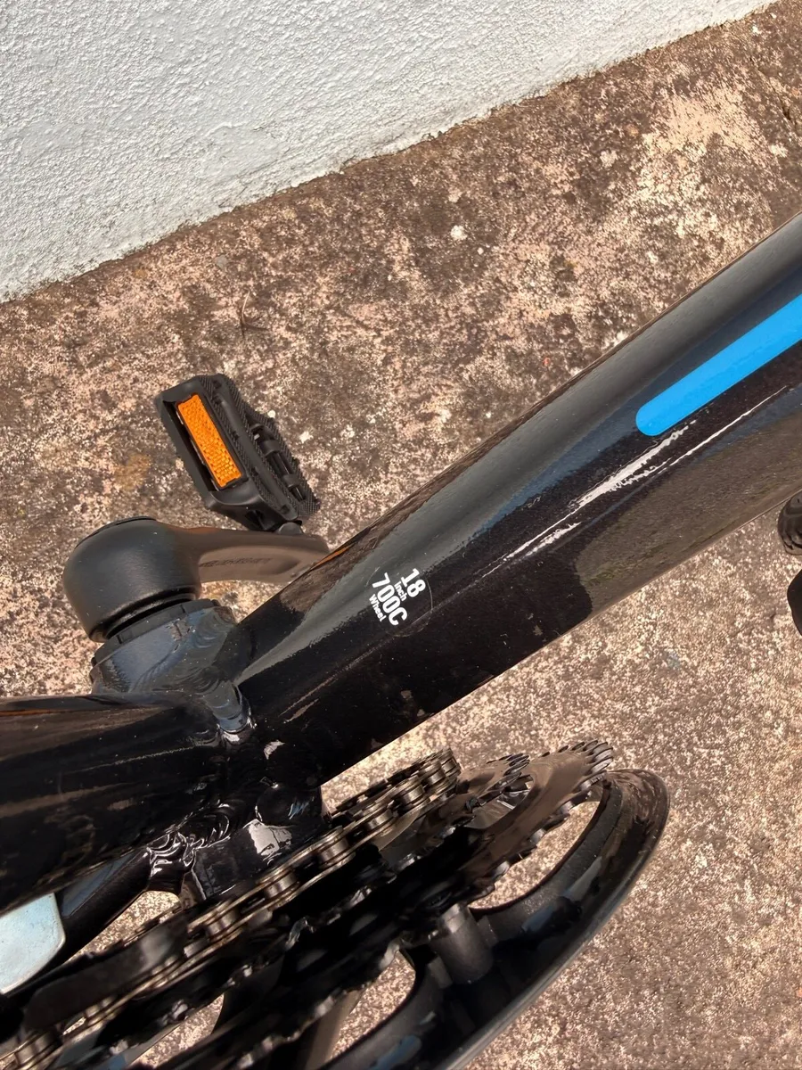 Men’s Hybrid Bike Never Used - Image 3