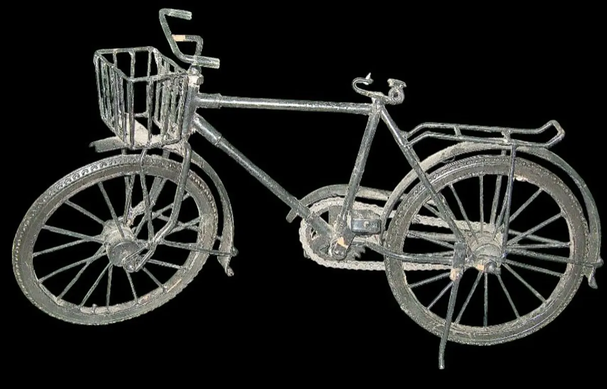 Vintage Miniature Metal Bicycle Ornament -Pristine - Image 2