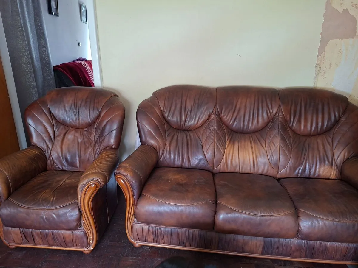 Settee & Chair - Image 3