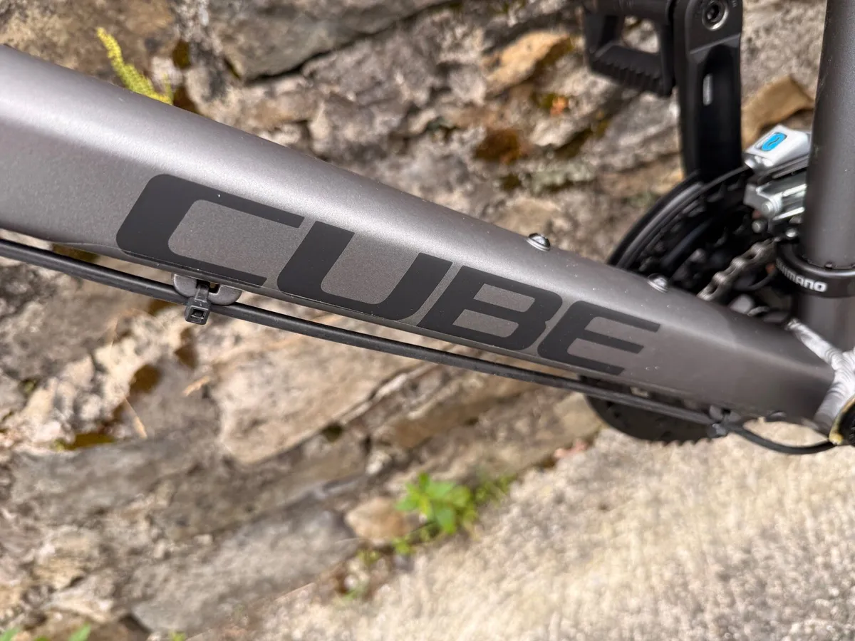 Cube Ladies Hybrid Bike - Image 2